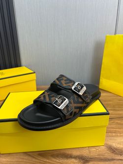 Fendi Men’s Slides With Box 2026 New