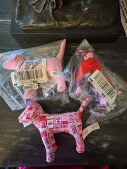 Victoria’s Secret PINK small pups bundle 3pcs