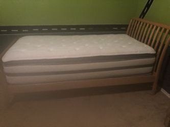 2 Twin beds with mattress