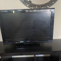32 Inch Flat Screen TV High Definition 