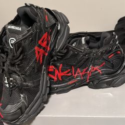 Balenciaga Runners Graffiti 