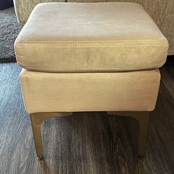 Pink Target Ottoman Like New