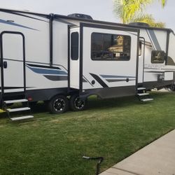 2021 Keystone 36 Toy Hauler