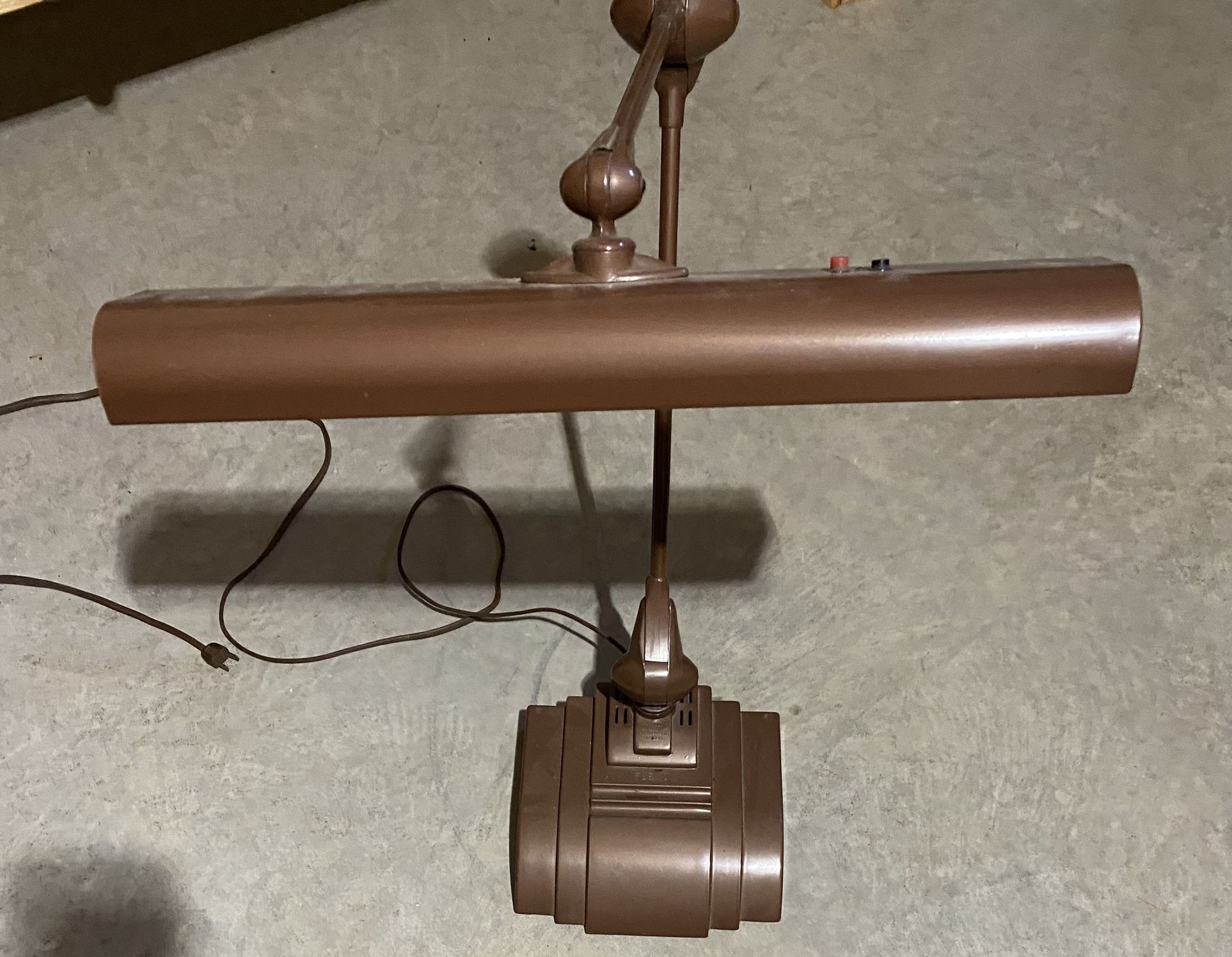 Art Specialty Flexo Drafting Table Lamp