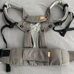 Tula explore baby carrier