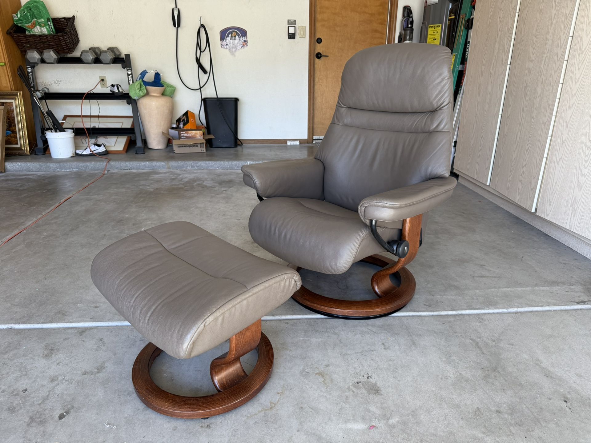 Ekornes Stressless “ Sunrise “ Recliner and Ottoman, Copenhagen