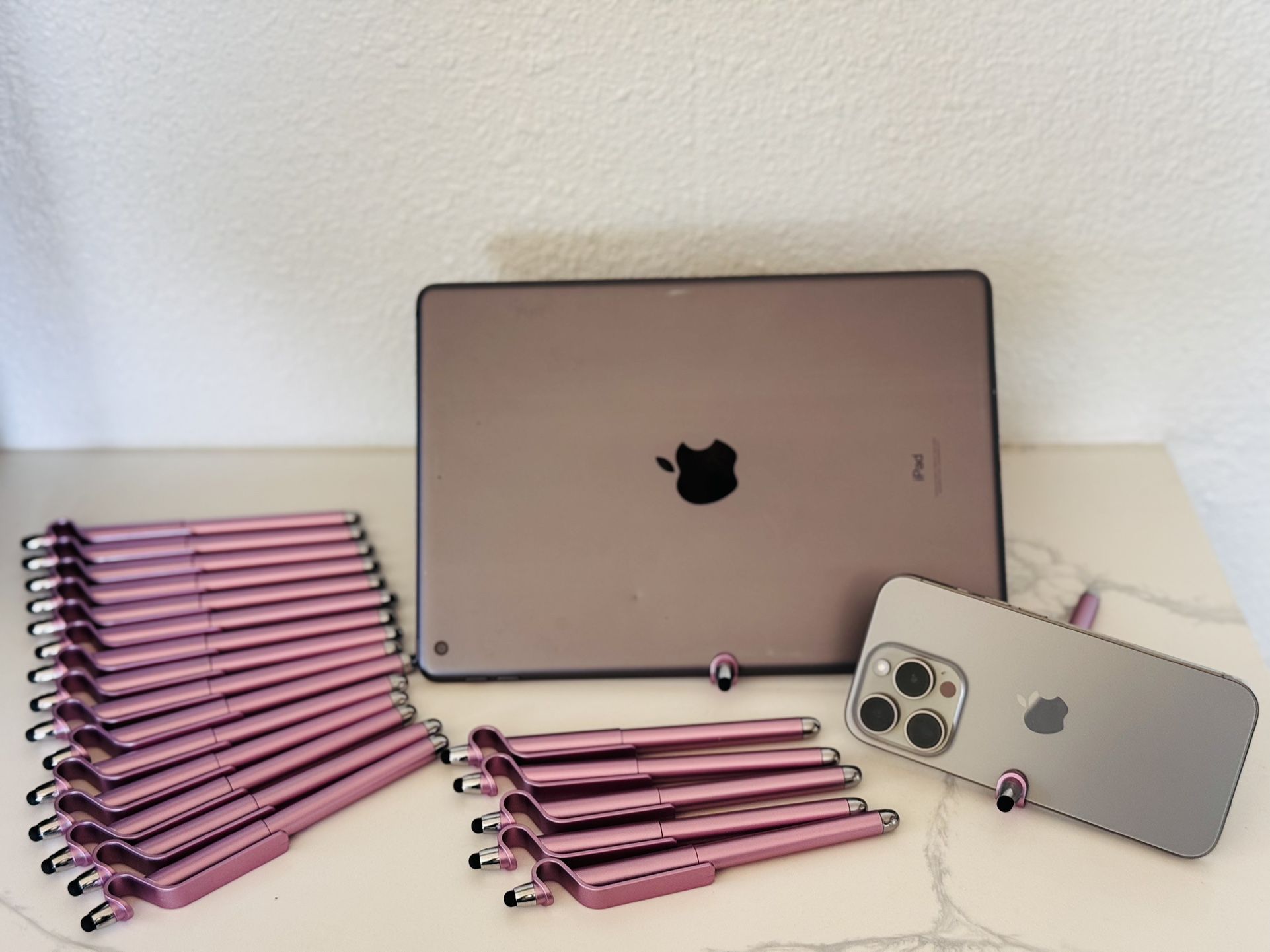 3-in-1 Smartphone Stand, Stylus Pen & Ballpoint Pen