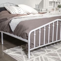 $125 ’off Final Sale Twin size white platform bed frame