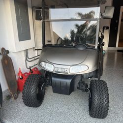 Golf Cart 