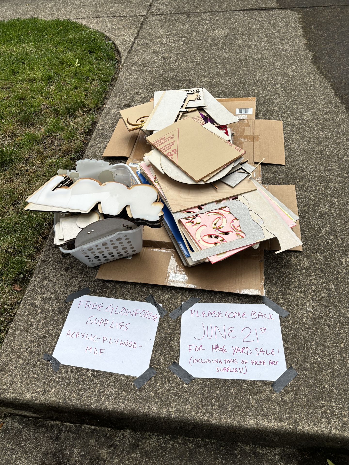 FREE GLOWFORGE SUPPLIES