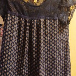 Ladies Sleeveless Small Blouse 