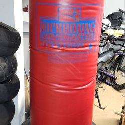 2XL Wave Master Kickboxing Stand Up Bag