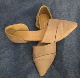 Chinese Laundry Taupe/Beige Flats 8.5
