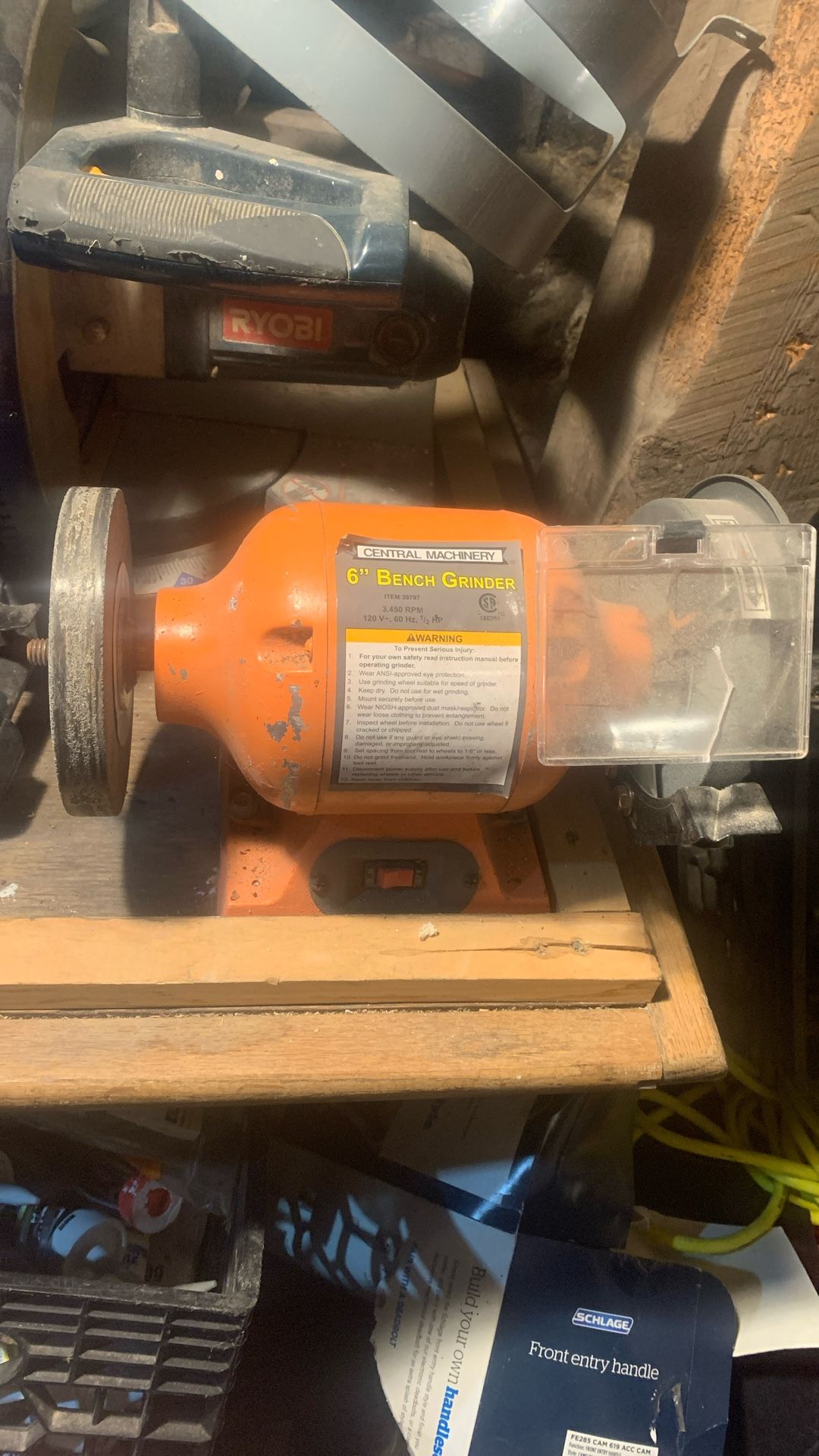Central Machinery 6inch Bench grinder