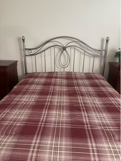 Metal full size headboard with bed frame