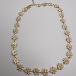 Daisy Necklace 