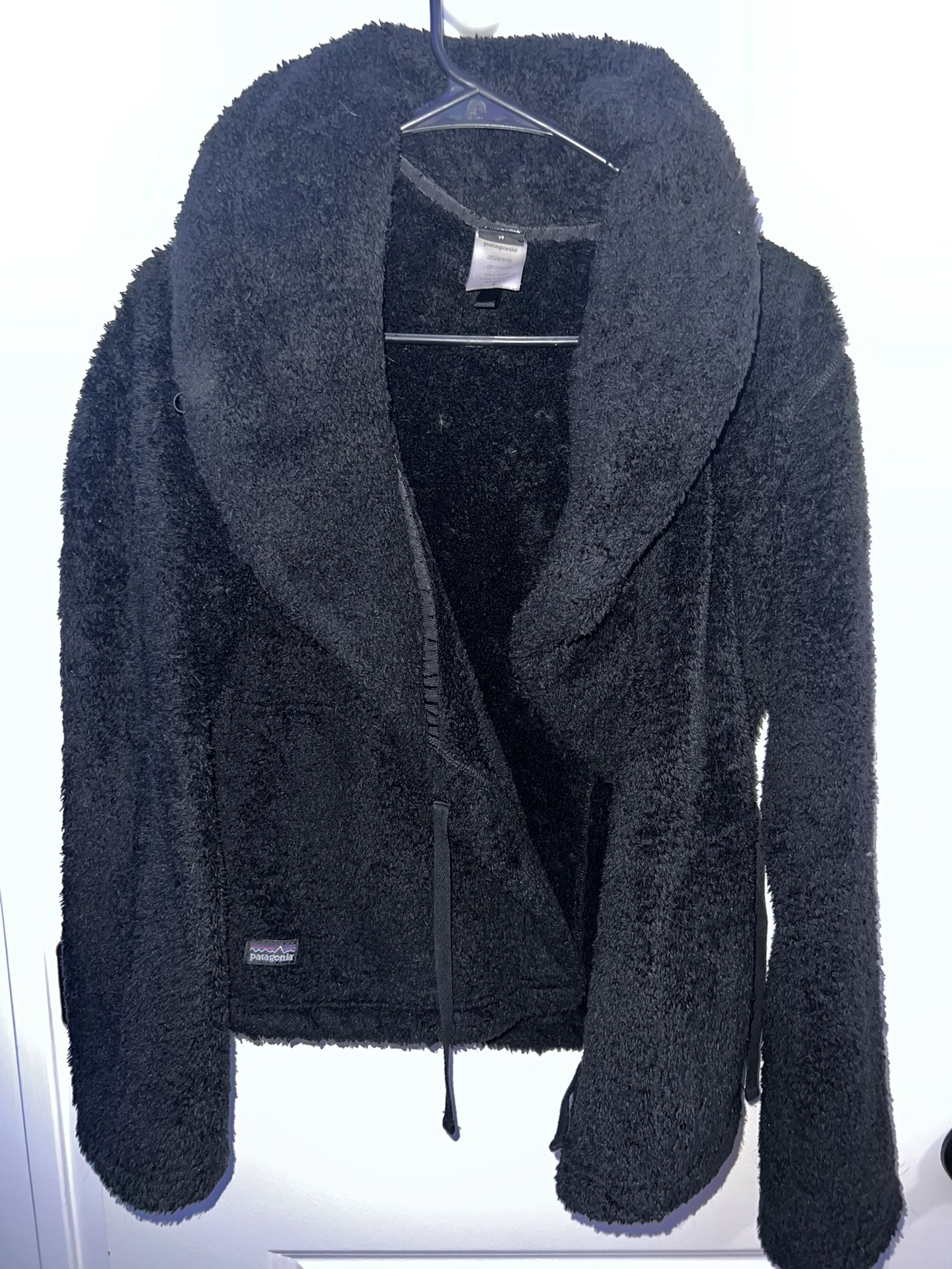 Patagonia Shawl Black Teddy Sherpa Wrap Jacket