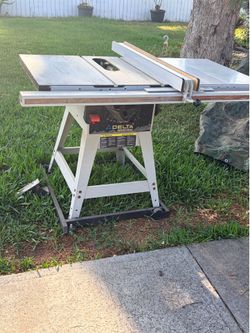 10" Table Saw Complete ( garaged)