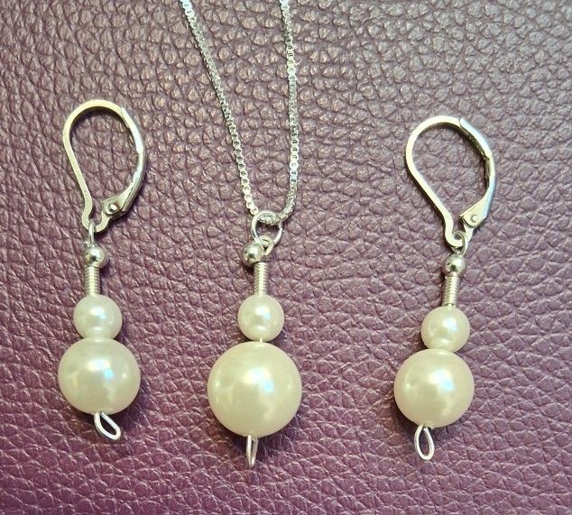 Necklace & Earrings Set Of Fashion Foux Pearls Jewelry