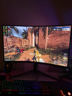 Samsung 32” 1440p Monitor 240Hz