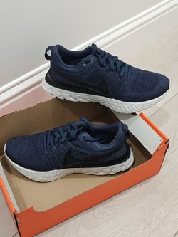 NEW Nike Infinity Running Shoes Mens Size 9