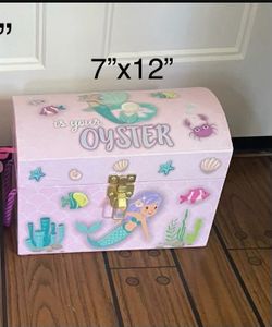 Toy Treasure chest