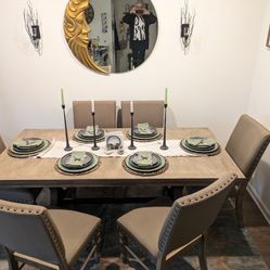 Solid Wood Dining Table With 6 Sauce Covered Chairs 