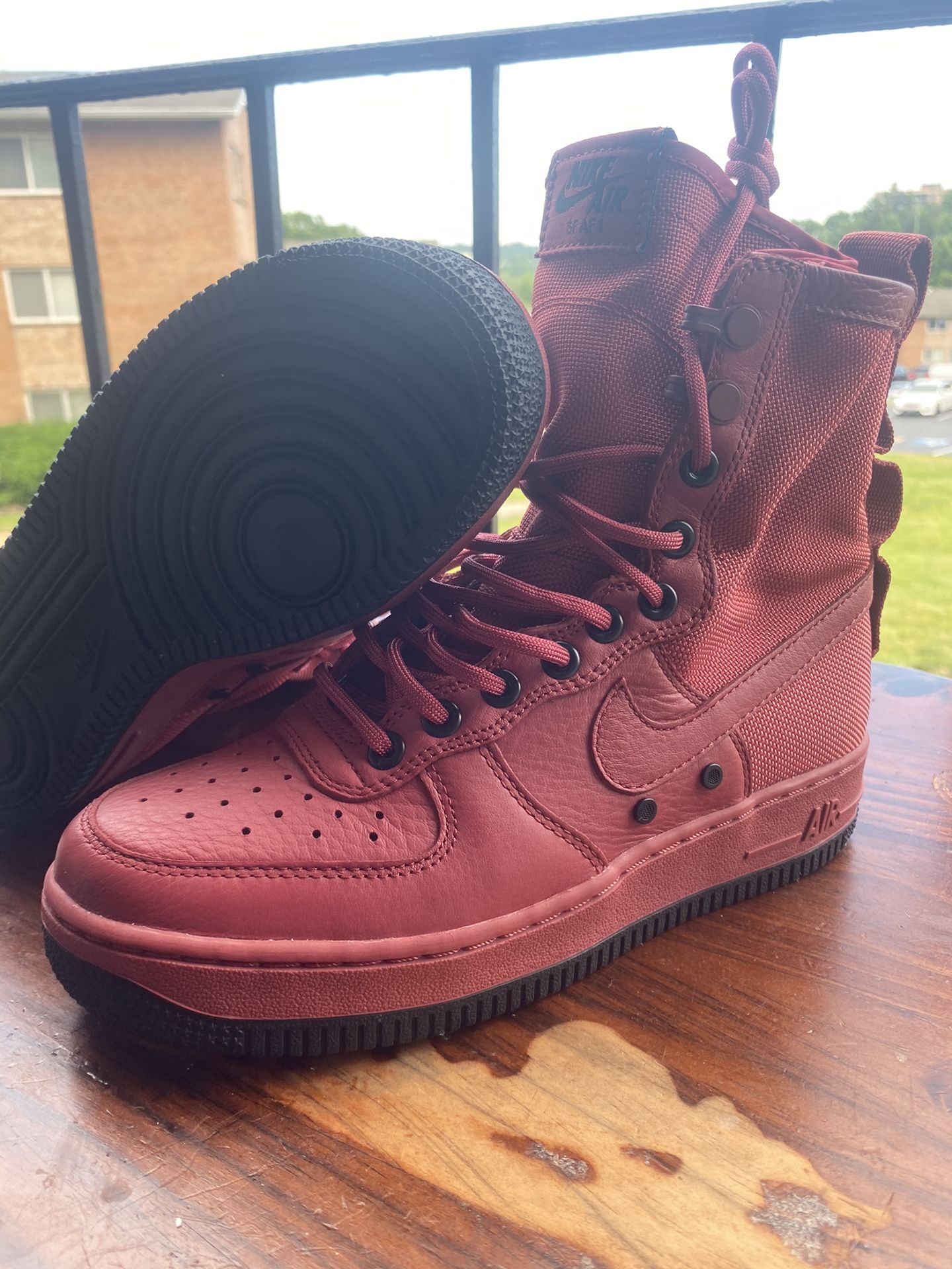 Nike Air force 1 womens boots 6.5