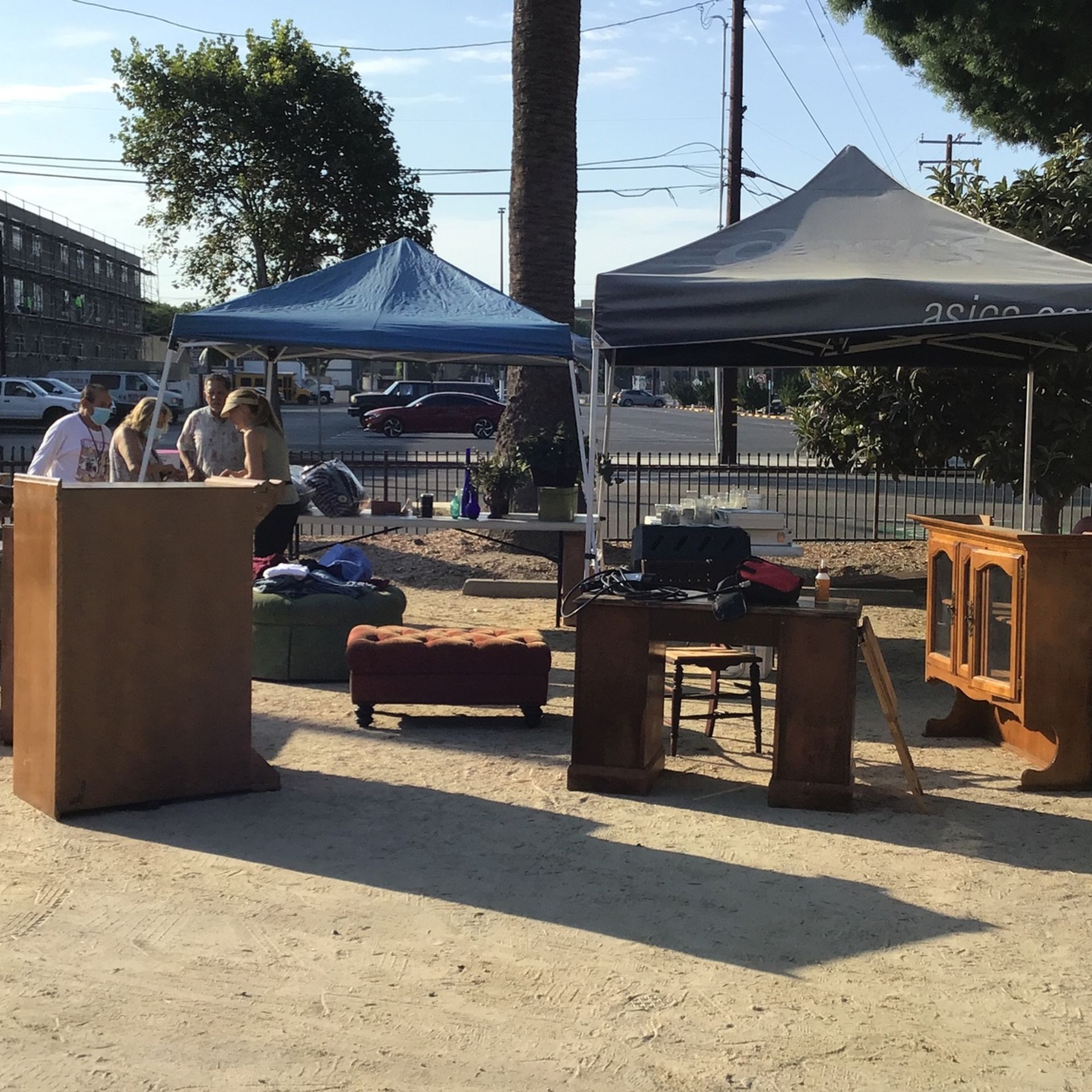 Yard Sale TODAY!!