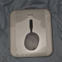 Sony XM5 Headphones