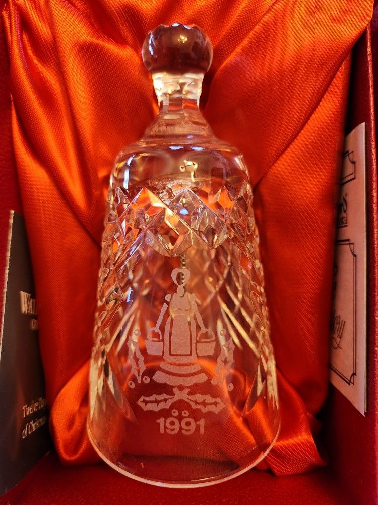 Waterford Crystal Twelve Days Of Christmas Bell - Eight Maids A Milking - 1991