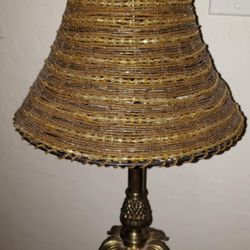 VINTAGE HIGH QUALITY BRONZE GOLD AMBER GLASS SEED BEAD WOVEN BEADED LAMP SHADE TABLE DECOR 