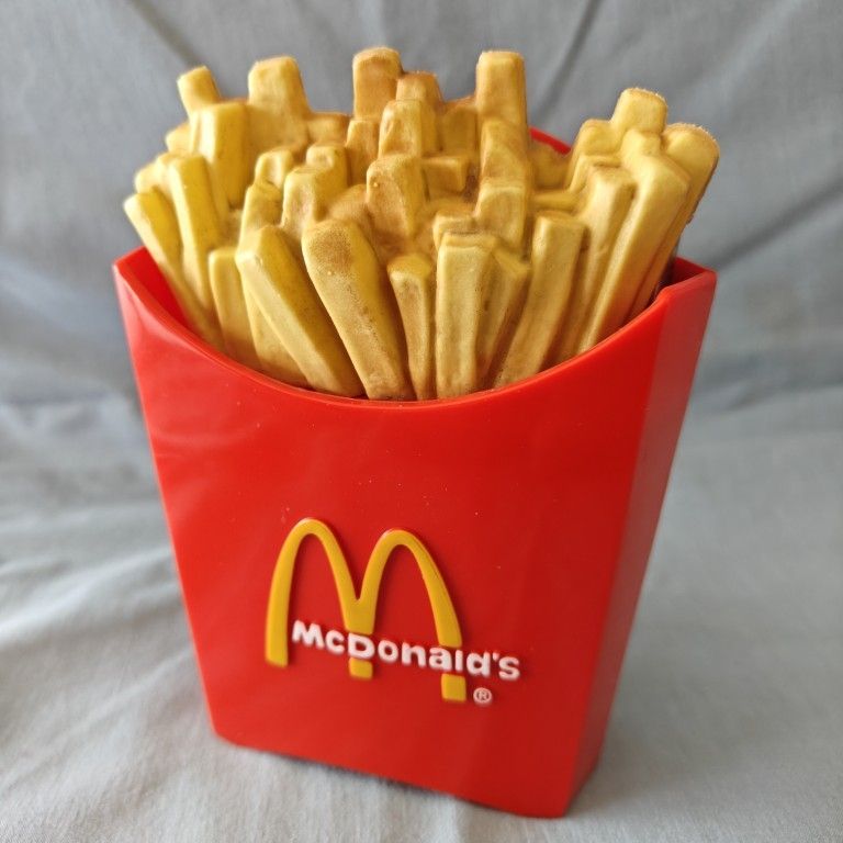 McDonald's French Fry Radio for Sale in Gilbert, AZ - OfferUp