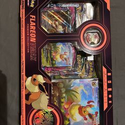 Pokemon Flareon Vmax Collection