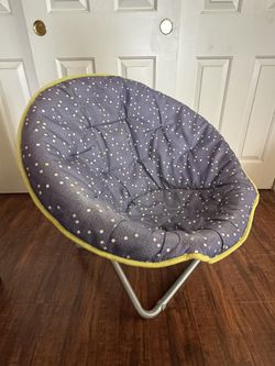 Mushroom folding chair