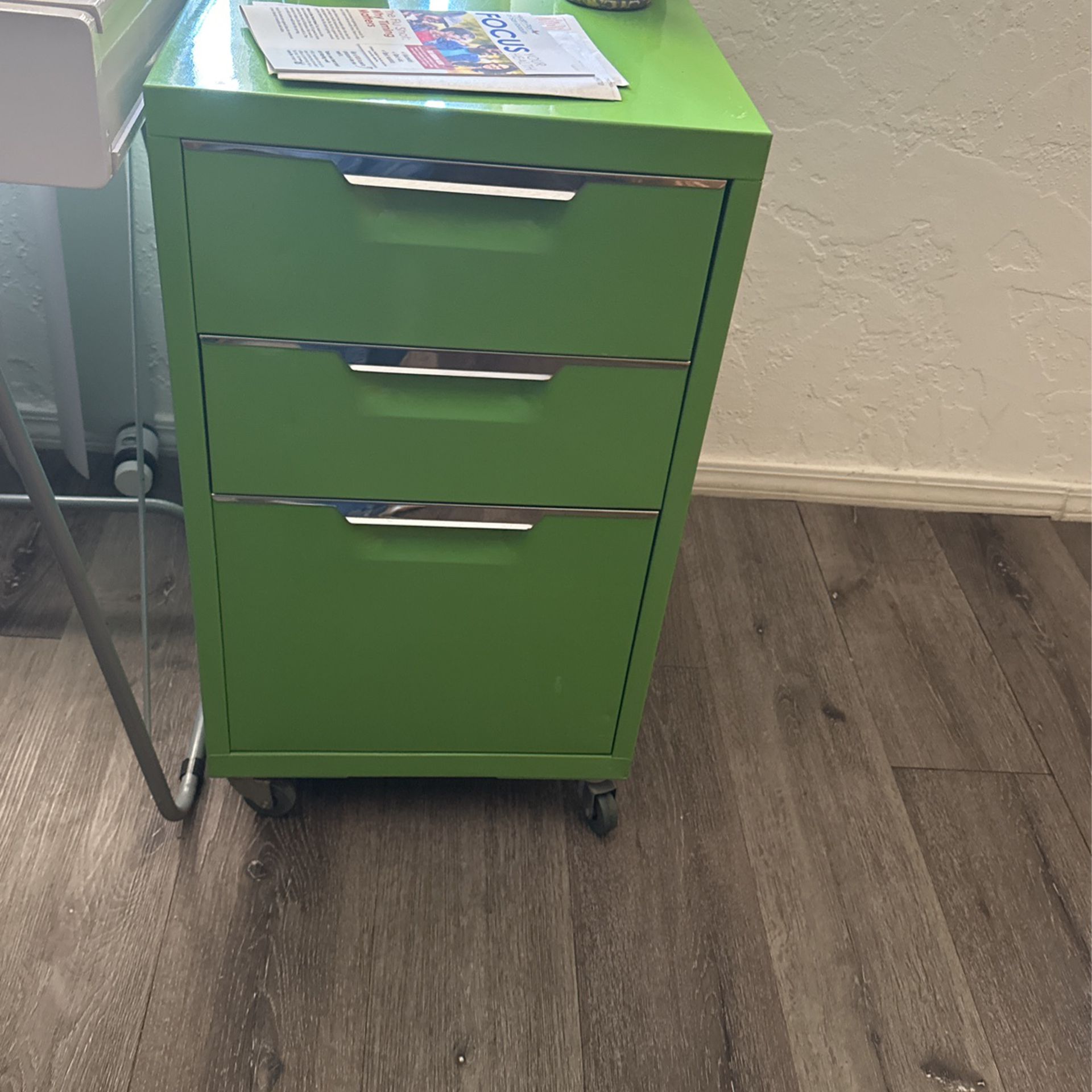 File Cabinet And Two Too Drawers 
