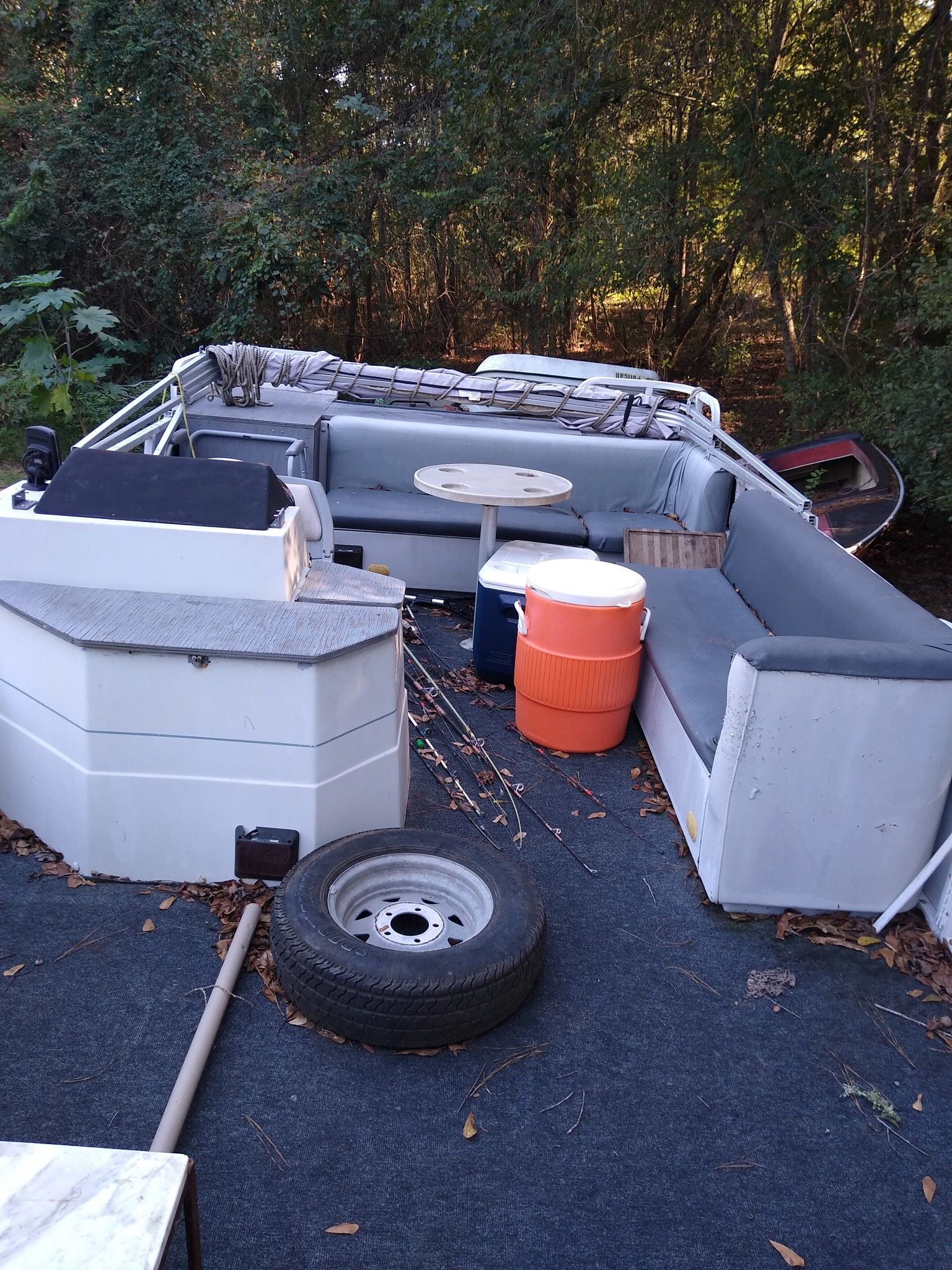 Crestliner Pontoon Boat 24ft for Sale in BROOKSIDE VL, TX OfferUp