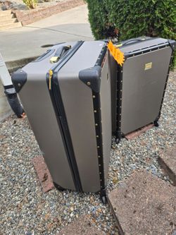 LUGGAGE SET(VINCE CAMUTO)
