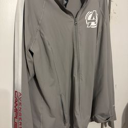 Disney marvel avenger sweater mens XL