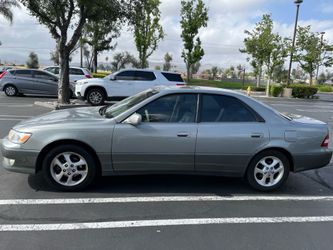 2000 Lexus ES 300