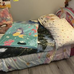 Unicorn Twin Girl Bed - No Mattress 