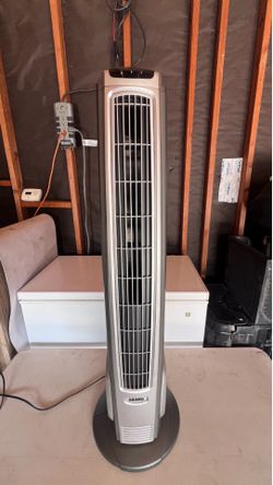🚨🚨$20 Ventilador de Torre Lasko – Funciona, pero no oscila