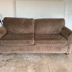 Couch With Queen Fold Out Bed