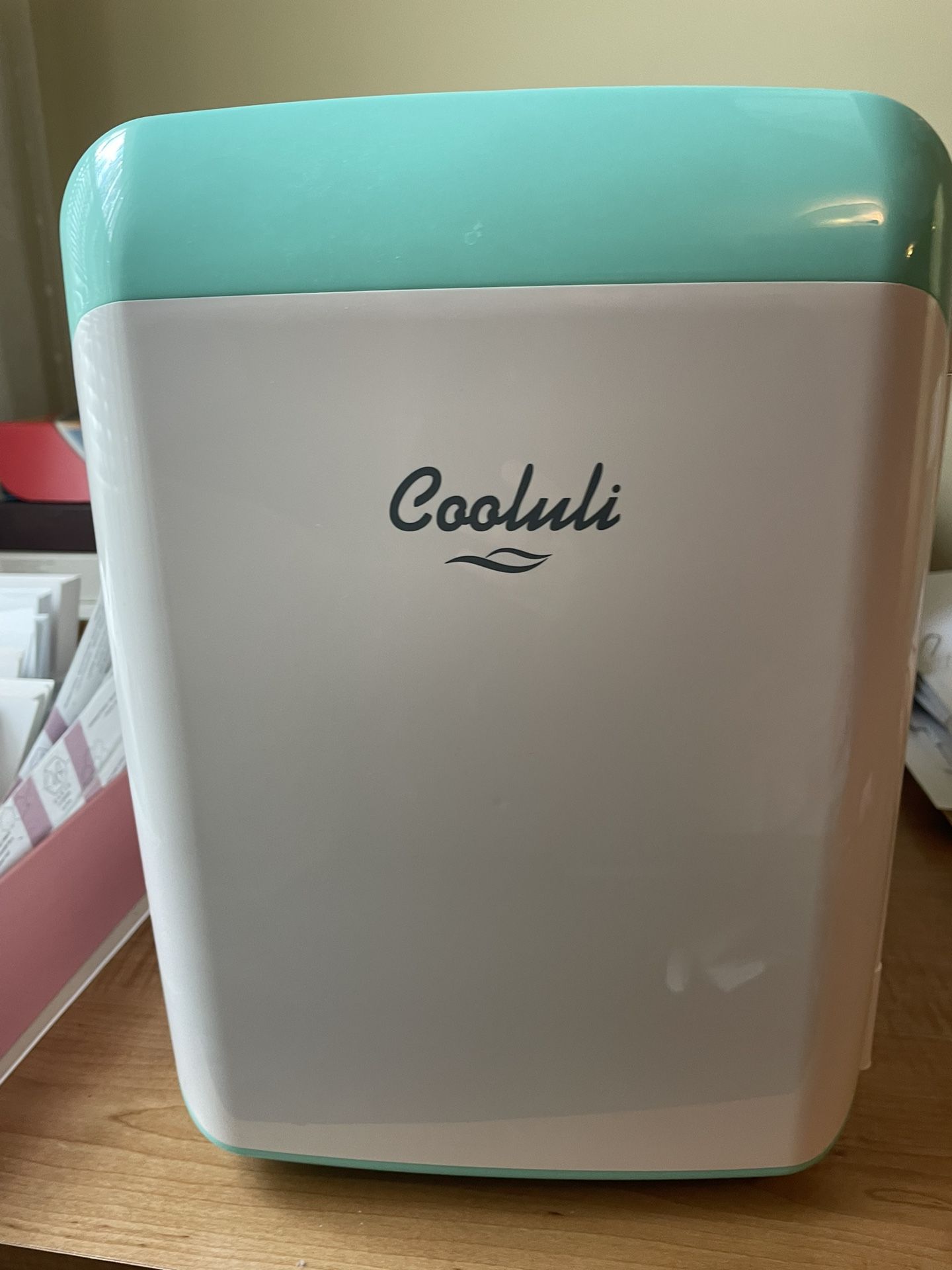 Cooluli mini Fridge (Hot And cold)