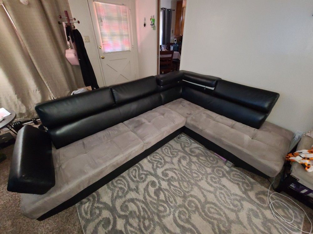 L-Shaped Corner Sofa Set Black Grey