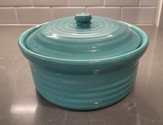 Vintage Bauer Covered Baking CASSEROLE Dish w/ Lid ~ Turquoise