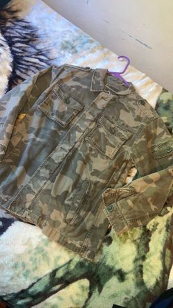 Camo Utility Jacket with Cargo Pockets