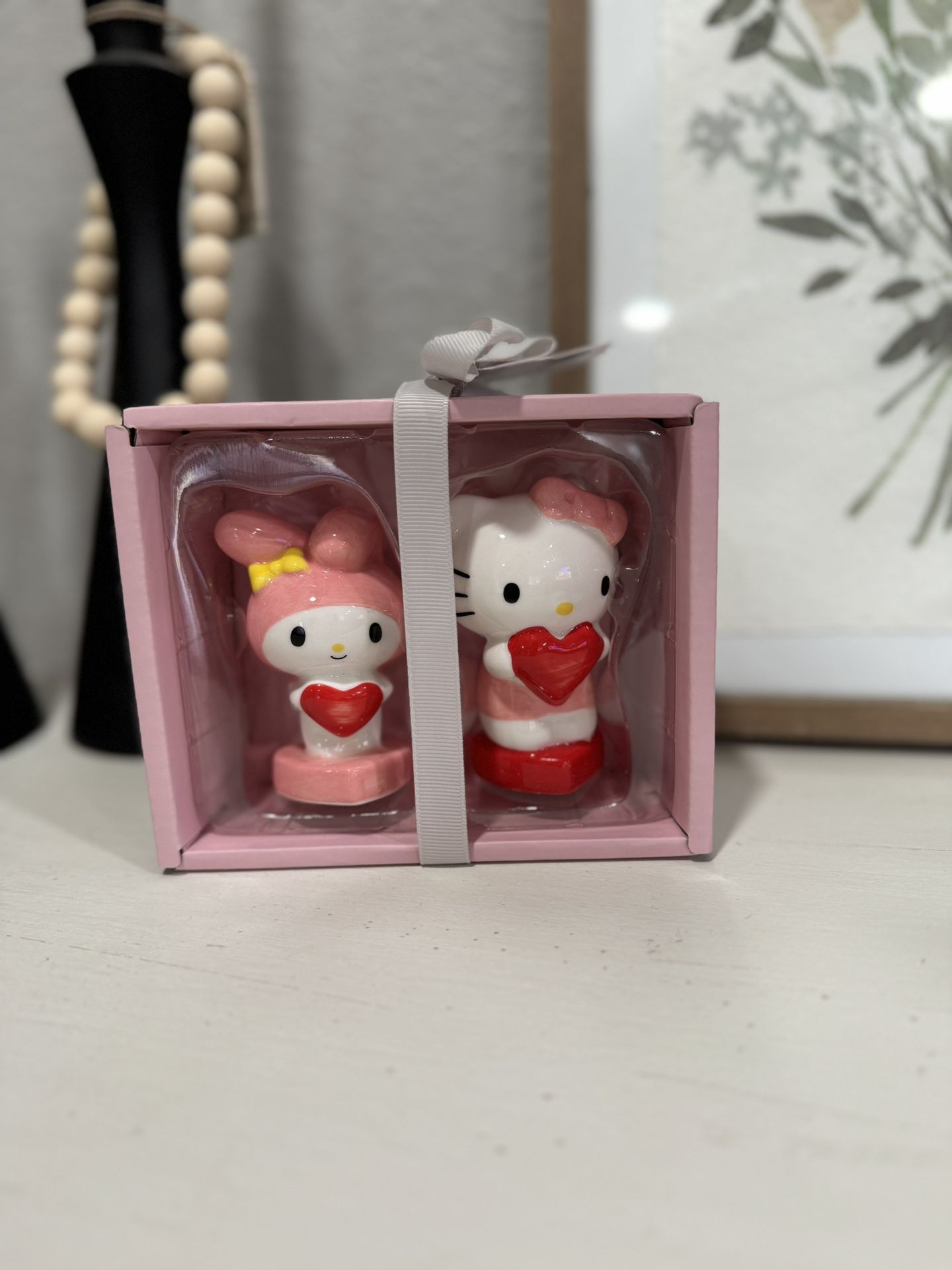 Hello Kitty Salt And Pepper Shaker
