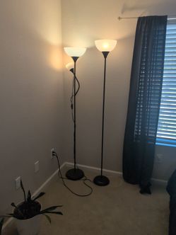 Floor lamp
