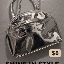 ✨ Silver Mini Handbag – Trendy Mirror Finish Purse ✨
